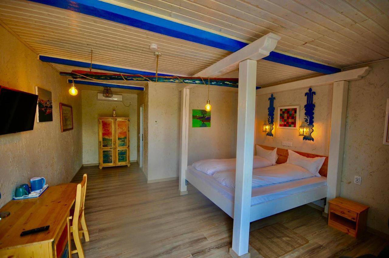Nena Art Resort Dunavăţu de Jos エクステリア 写真